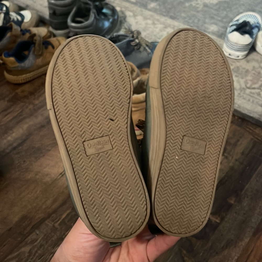OshKosh High Top Sneakers - Picture 3 of 4